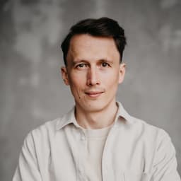 Василий Сеничев